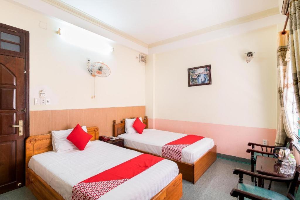 Hotel Oyo 280 Mimosa Near General Hospital