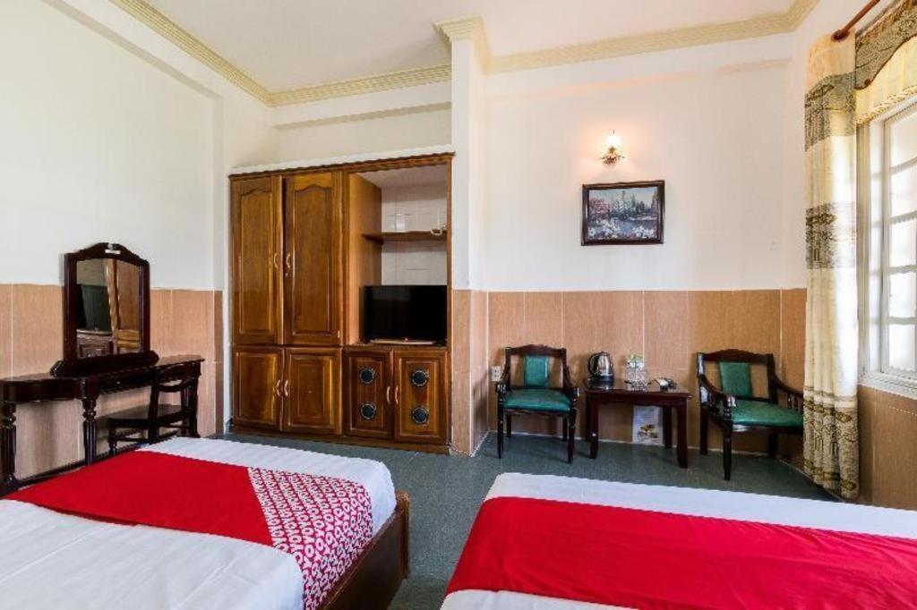Hotel Oyo 280 Mimosa Near General Hospital